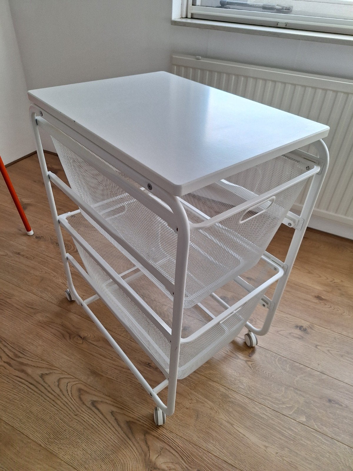 IKEA Jonaxel roltafel/serveerwagen/trolley wit, Huis en Inrichting, Ophalen, Zo goed als nieuw