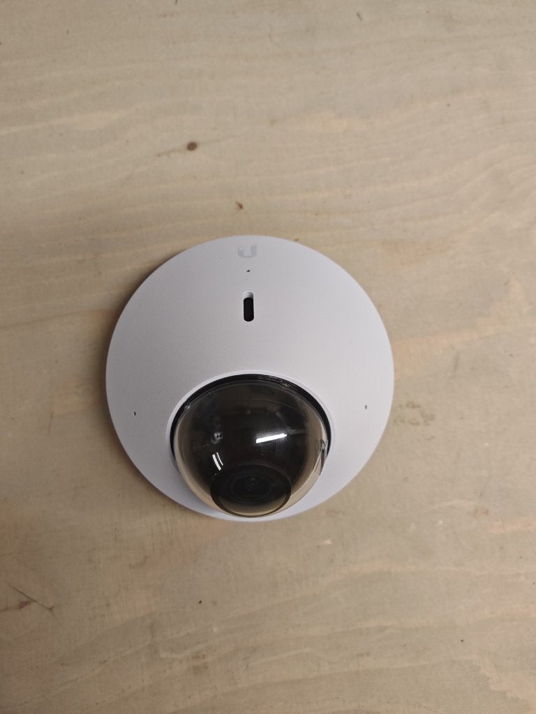 Ubiquiti Unifi G4 Dome, Gebruikt, Ekkersrijt 3102, 5692CC Eindhoven, Ubiquiti, Ophalen of Verzenden