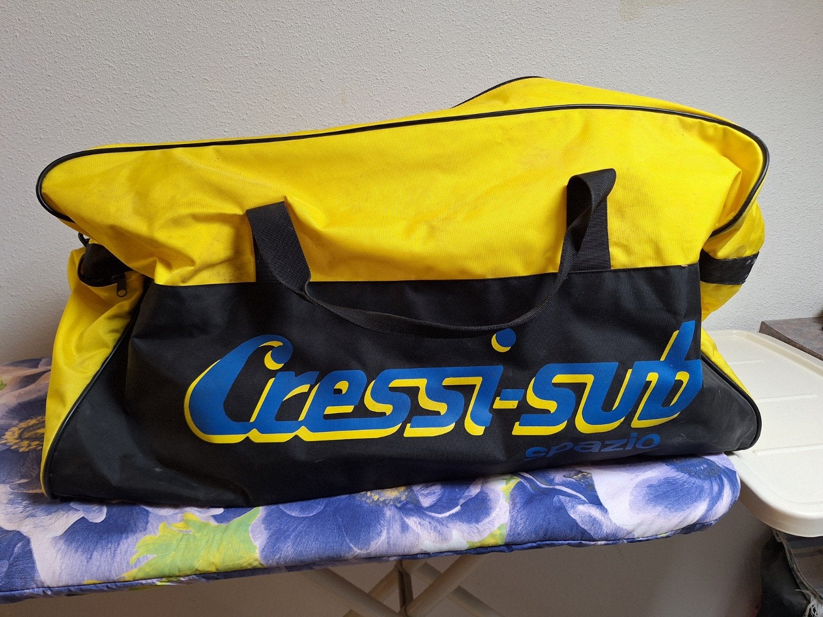 Cressi-sub Spazio duiktas / reistas - Geel/Zwart, 20 tot 30 cm, Geel, Ophalen of Verzenden, Zo goed als nieuw