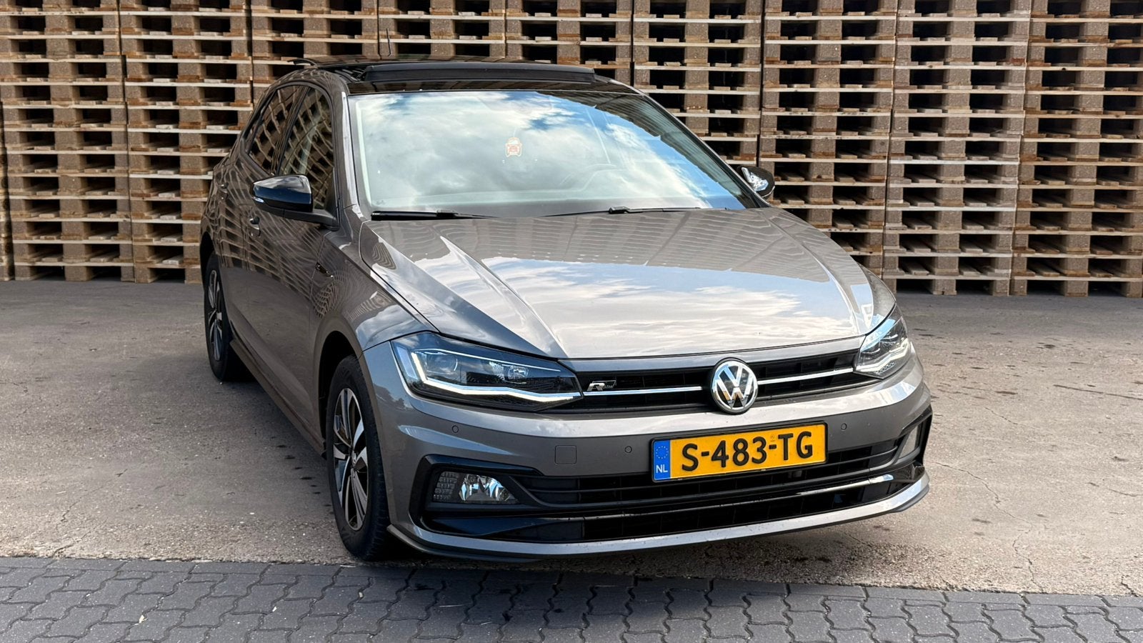 Volkswagen Polo 1.6 TDI R-Line Pano | Keyless | Adaptive.ctl, USB, Particulier, 125 €/maand, 1100 kg