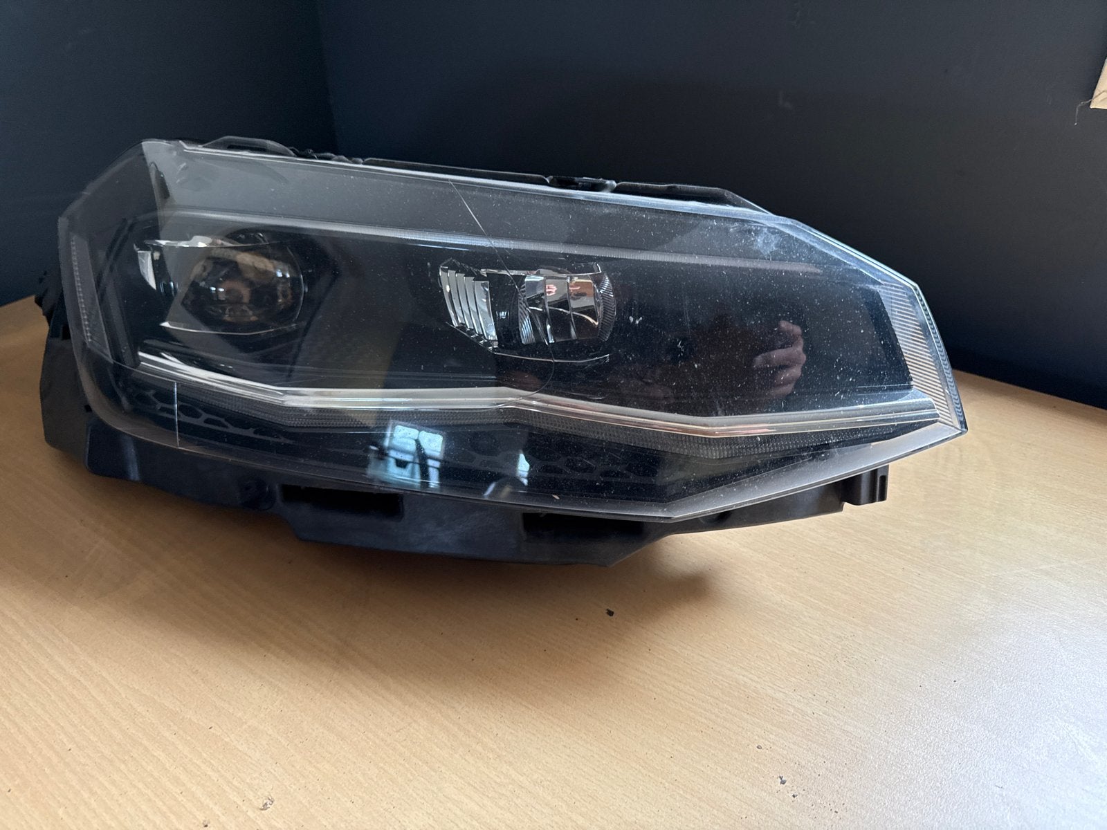 Volkswagen Polo 2G. koplamp LED.  (rechtsvoor), Ophalen of Verzenden, Gebruikt, Volkswagen