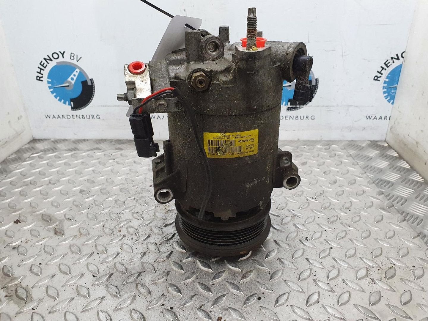 FORD B-MAX 1.0 EcoB. Titanium EURO 5 AIRCO COMPRESSOR / AIRC, Ophalen of Verzenden, Gebruikt, ARN erkend