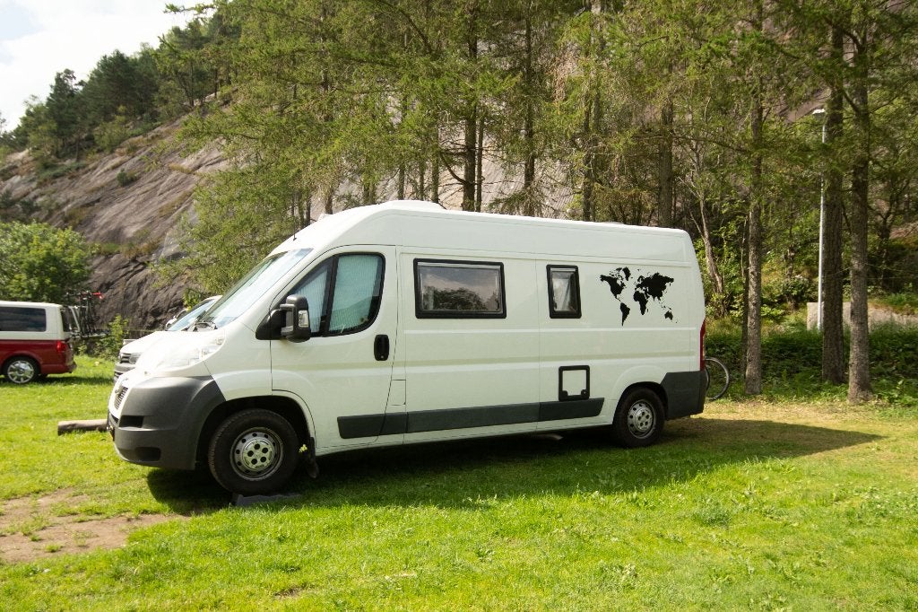 Buscamper Peugeot Boxer €24.999,-, Overige merken, Particulier, Raamblindering, 5 tot 6 meter