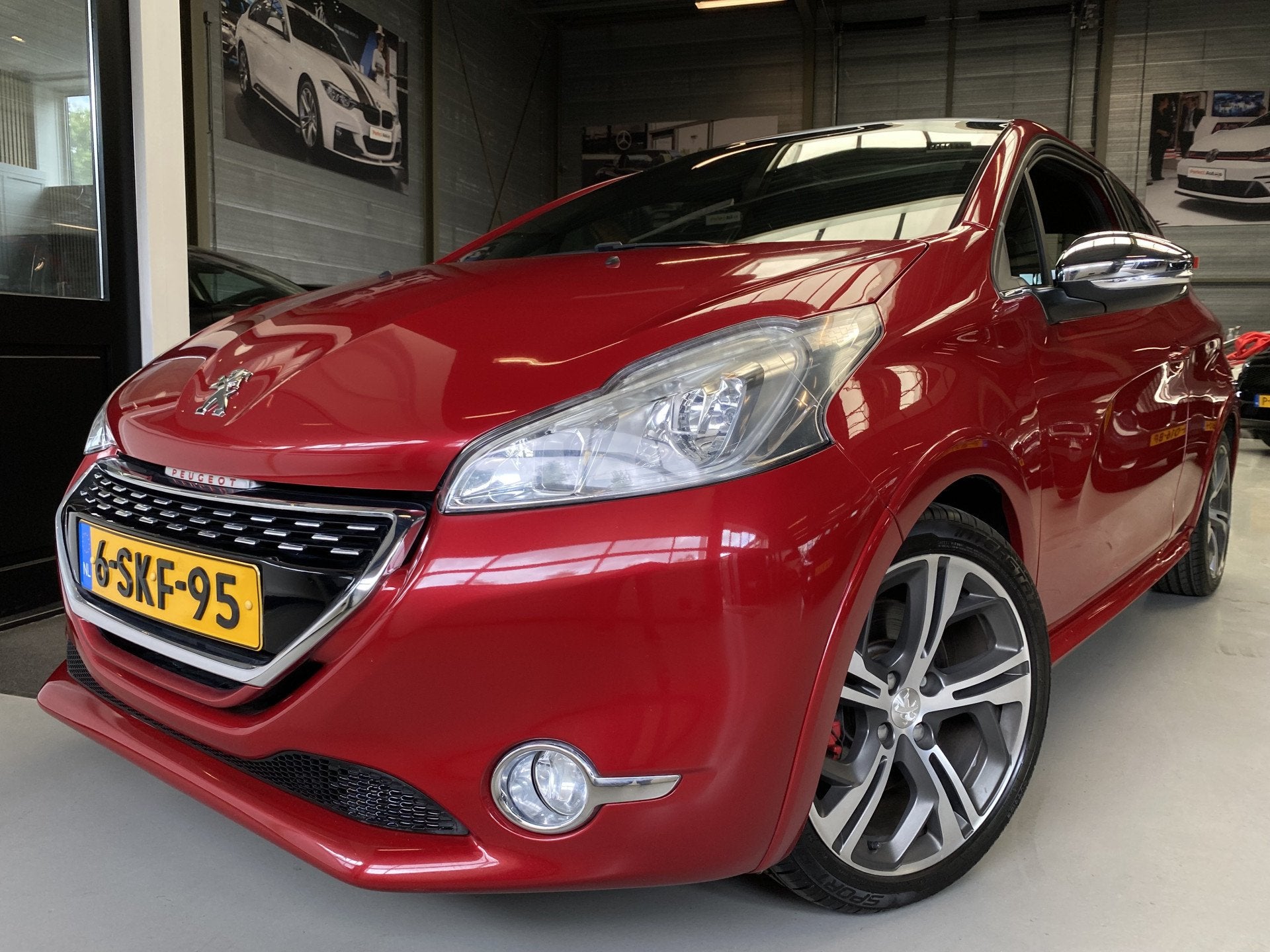 Peugeot 208 1.6 THP GTi JBL Audio, Navi, Cruise (bj 2013), Auto's, Peugeot, Voorwielaandrijving, Euro 5, Gebruikt, Zwart
