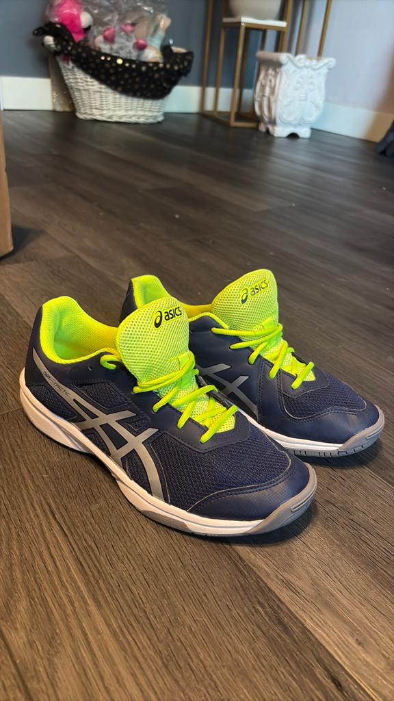 ASICS Gel-Tactics volleybalschoenen - Maat 39.5, Sport en Fitness, Overige Sport en Fitness, Ophalen of Verzenden, Gebruikt