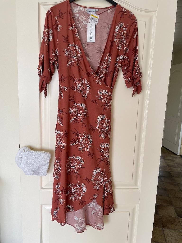Wikkeljurk, maat 42, Trend One, Nieuw!, Kleding | Dames, Jurken, Bruin, Verzenden, Maat 42/44 (L), Nieuw