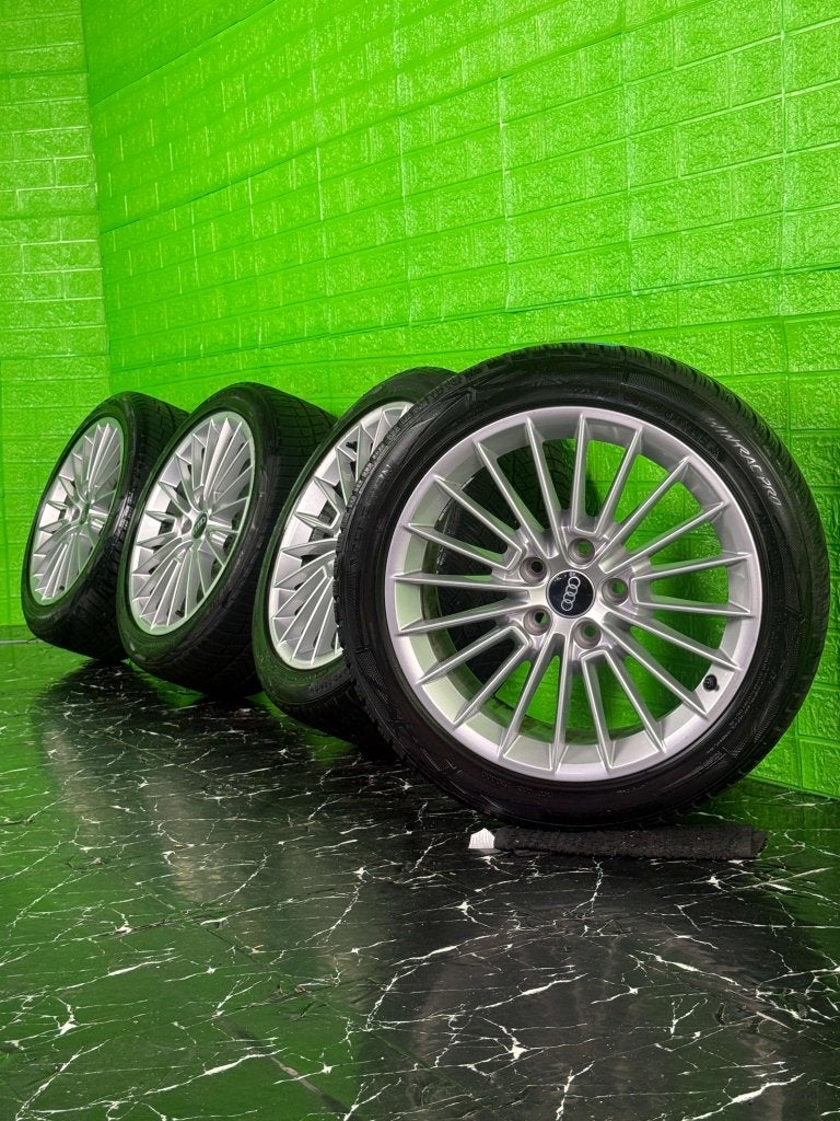 Originele Audi A3 S3 Caddy A4 velgen 17" 5x112 winterset 8Y