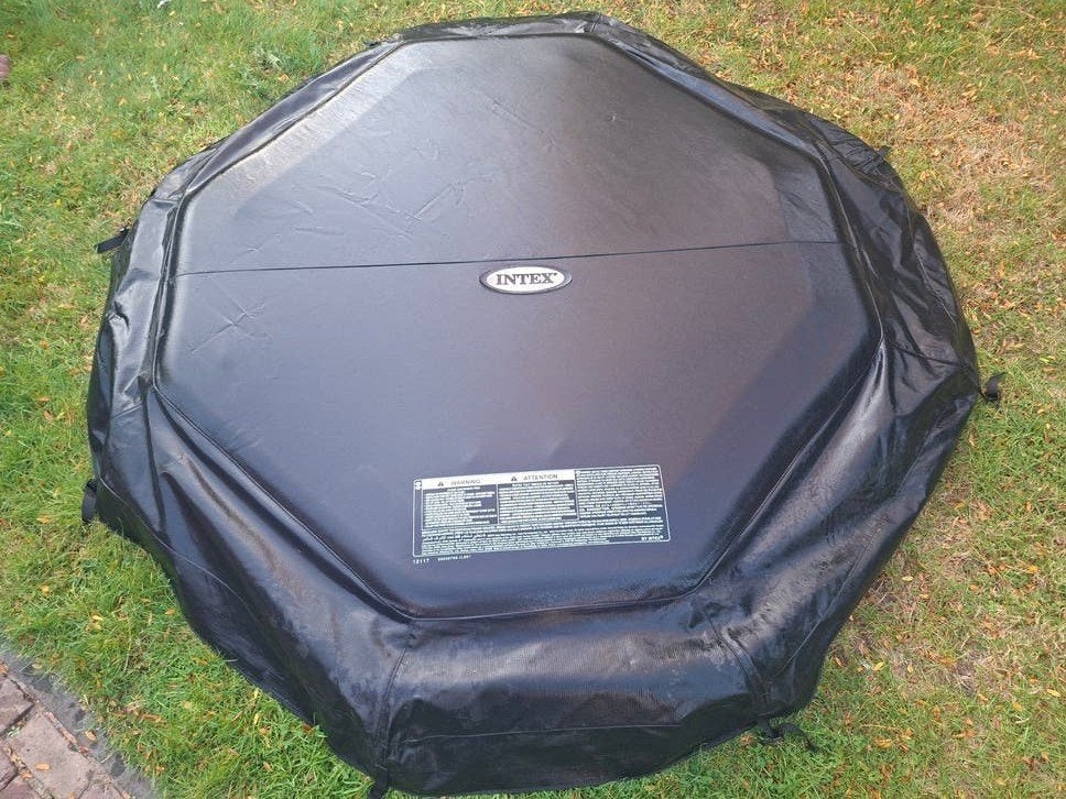 afdekzeil en opblaasbaar deksel  intex jacuzzi 6 persoons, Ophalen, Gebruikt, Afdekzeil