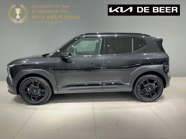 KIA Ev2 61 kWh 135pk (5-zits) Black-Line, Auto's, Automaat, Zwart, Automatische klimaatregeling, SUV of Terreinwagen