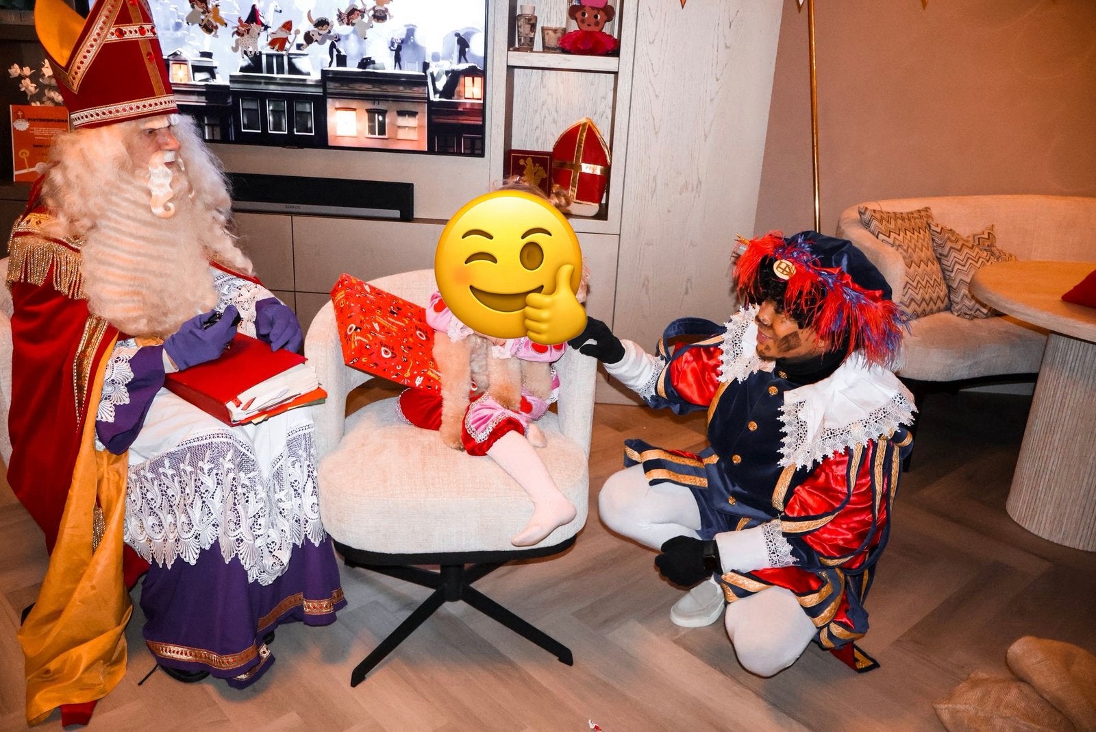 Zoetermeerse pieten op huisbezoek, Ophalen, Zo goed als nieuw