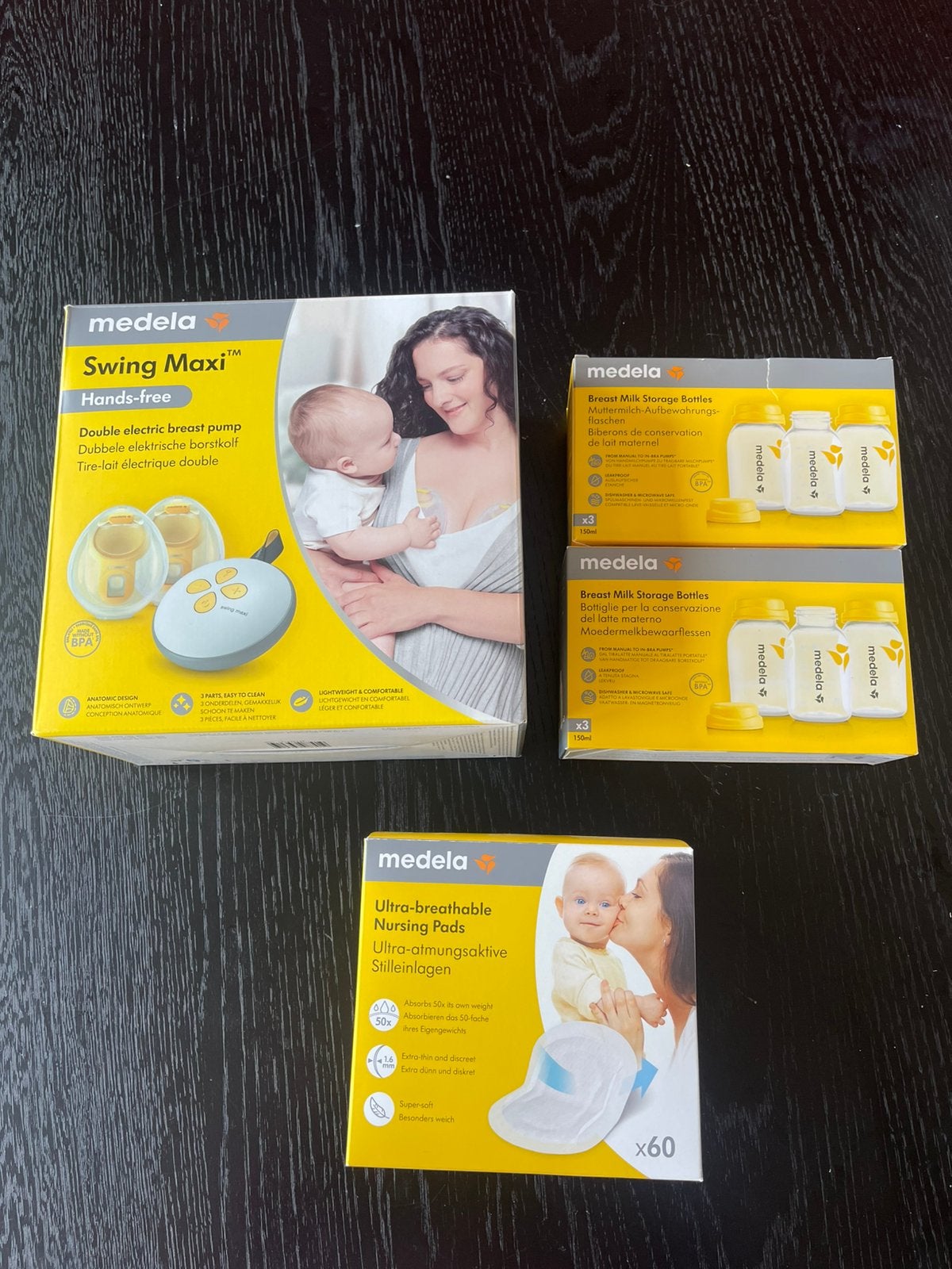 Medela Swing Maxi Hands-free set, flesjes & zoogkompressen, Kinderen en Baby's, Ophalen of Verzenden, Zo goed als nieuw, Borstkolf