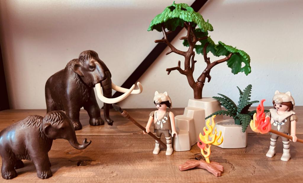 Playmobil Prehistorie Jagers en Verzamelaars met Mammoeten, Ophalen of Verzenden, Gebruikt, Complete set