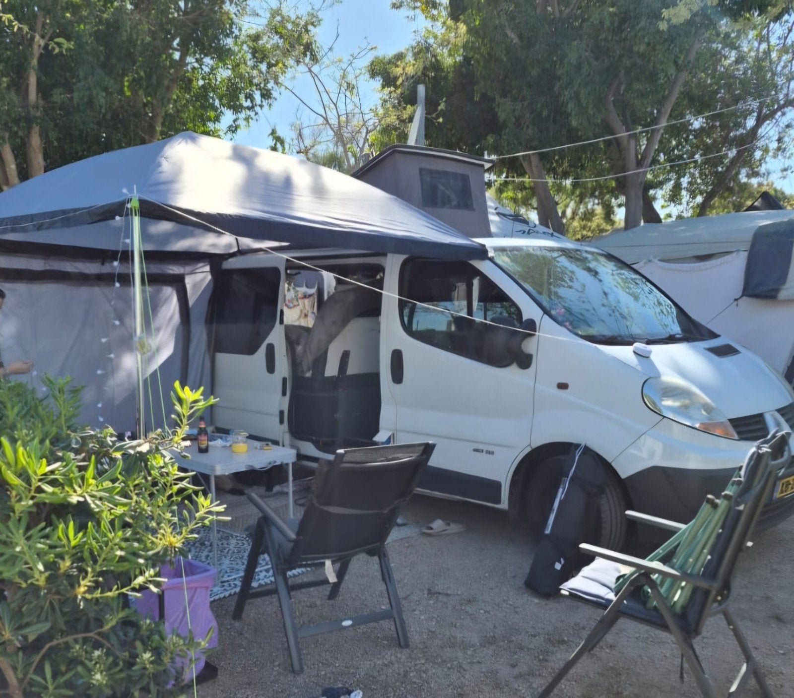 Renault Trafic Camperbus - 6p op kenteken, APK juli 2027, Caravans en Kamperen, Tot en met 2, Achteruitrijcamera, Particulier