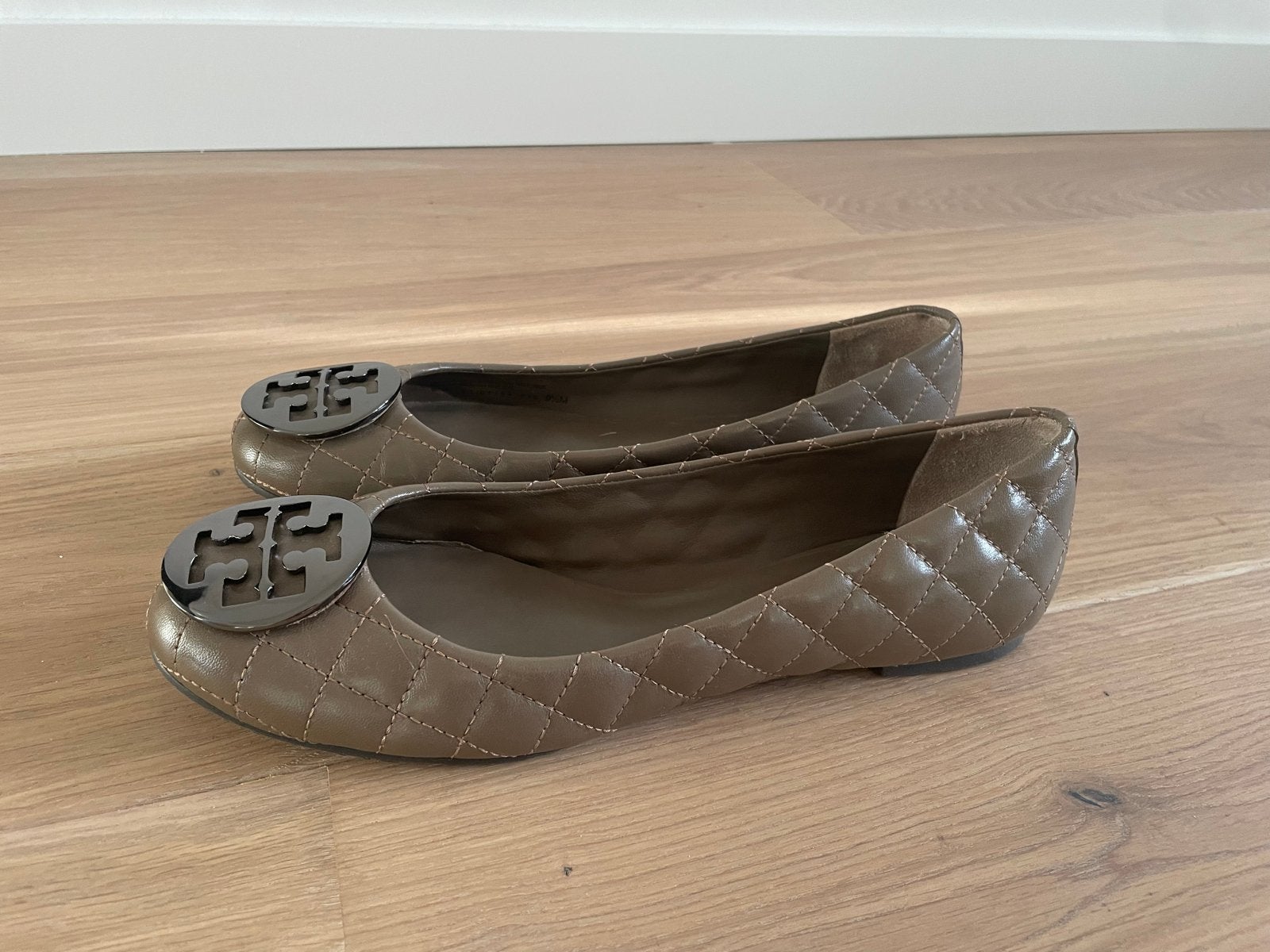Tory Burch Ballerina's - Zo goed als nieuw maat 40, Ophalen of Verzenden, Zo goed als nieuw, Bruin, Ballerina's