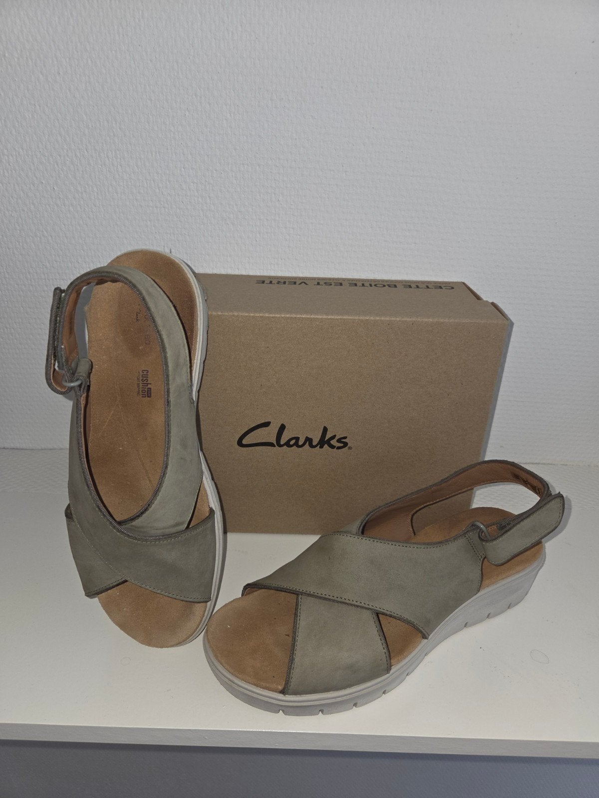Clarks damesschoenen maat 41, Kleding | Dames, Schoenen, Clarks, Ophalen of Verzenden, Zo goed als nieuw, Sneakers of Gympen