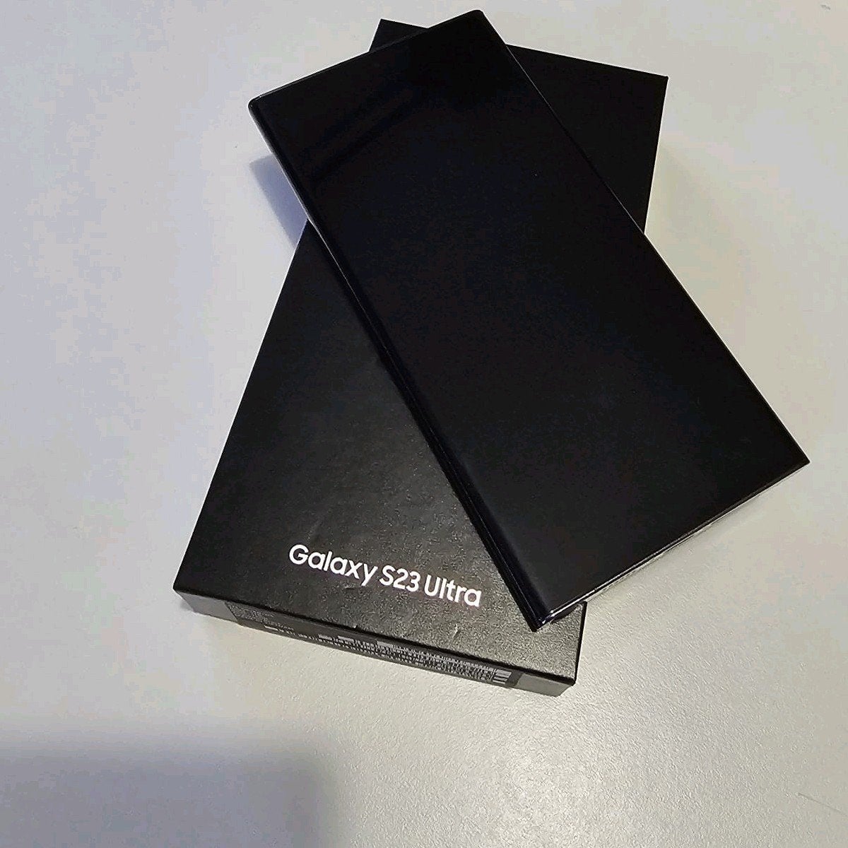 Foto 4 van Samsung Galaxy S23 Ultra 1TB Zwart