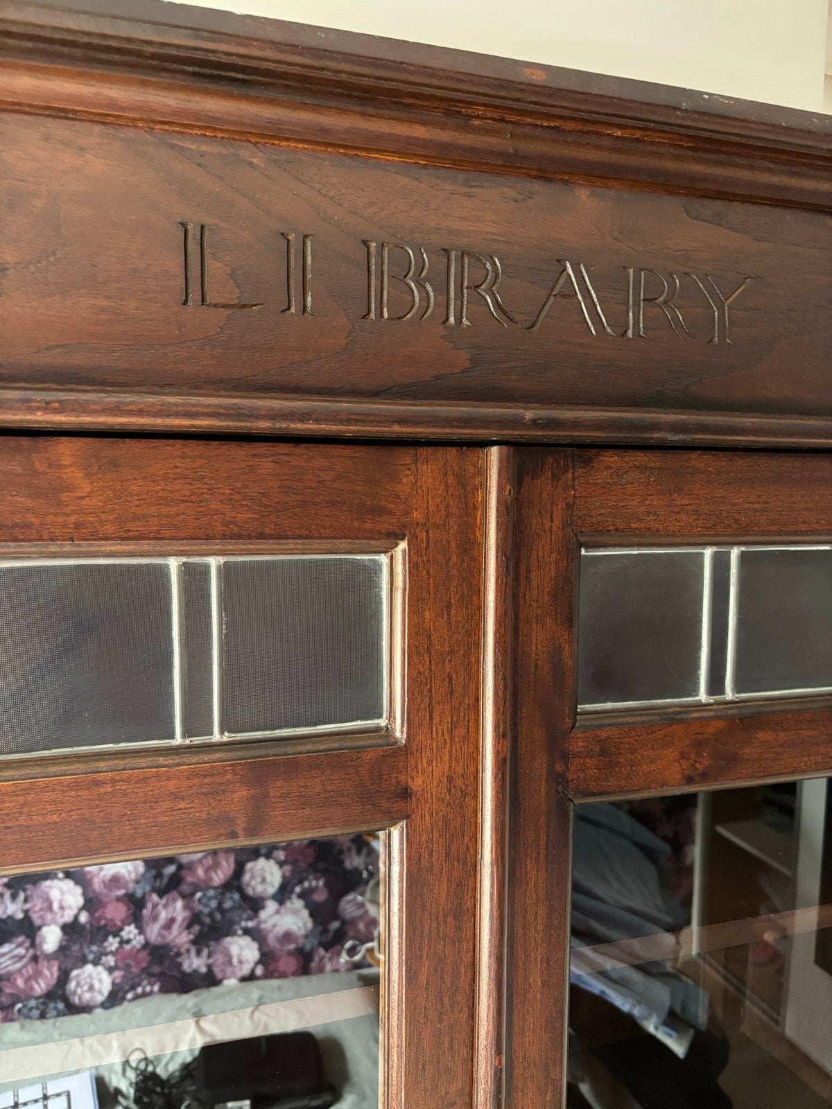 Antieke Houten Bibliotheekkast met Glas en Lades, Huis en Inrichting, Ophalen, Gebruikt, 50 tot 100 cm, Met lade(s)