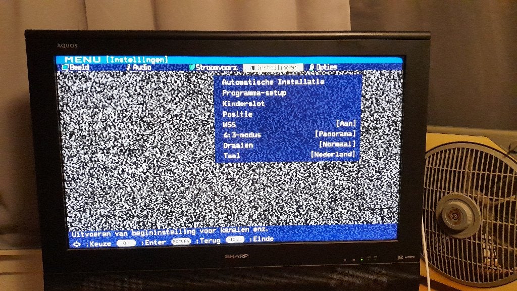 LCD TV Sharp 32", Audio, Tv en Foto, Televisies, Gebruikt, LCD, 80 tot 100 cm, HD Ready (720p), Sharp, 50 Hz, Ophalen