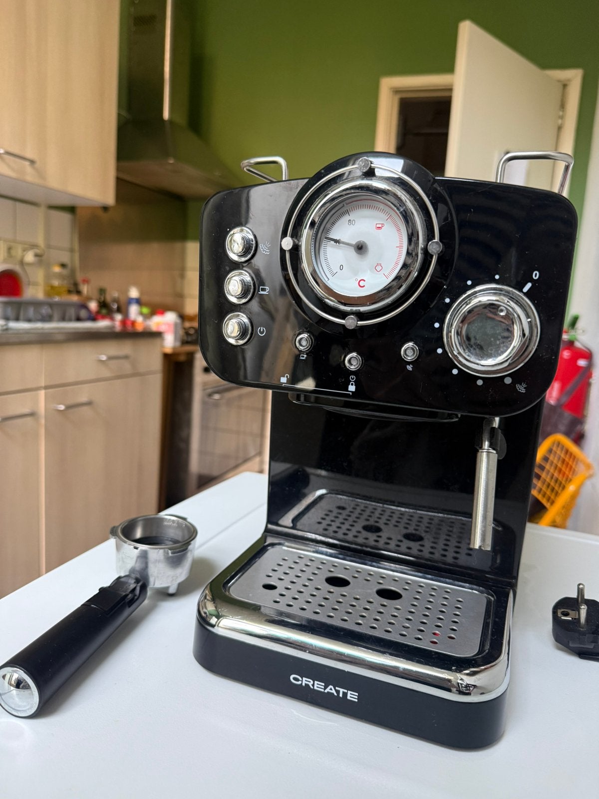 Stijlvolle espressomachine, Ophalen, Gebruikt, Espresso apparaat, Gemalen koffie