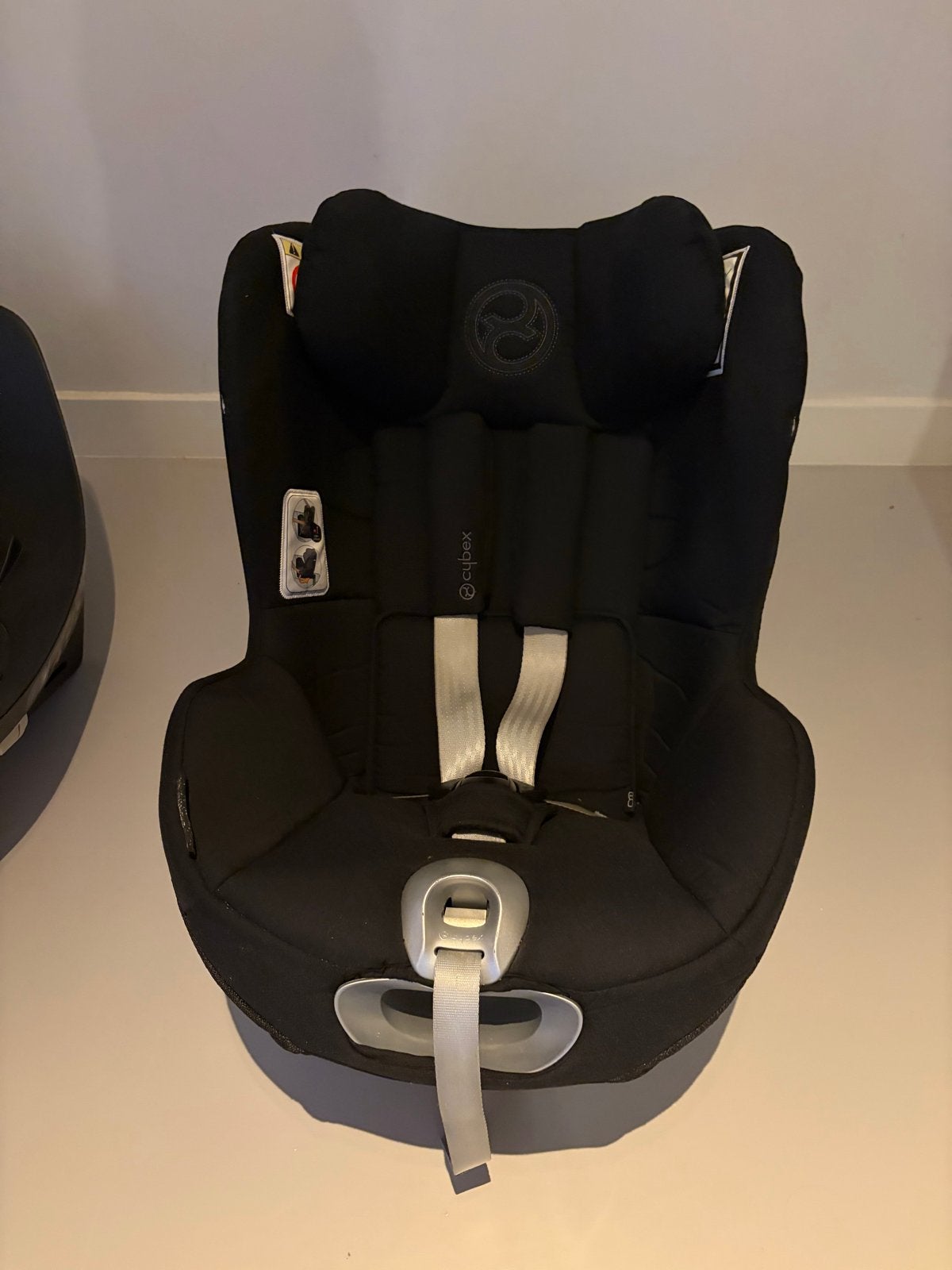 Cybex Sirona Z i-Size Autostoeltje Deep Black met Z Base, Kinderen en Baby's, Autostoeltjes, Gebruikt, 0 t/m 18 kg, Verstelbare rugleuning
