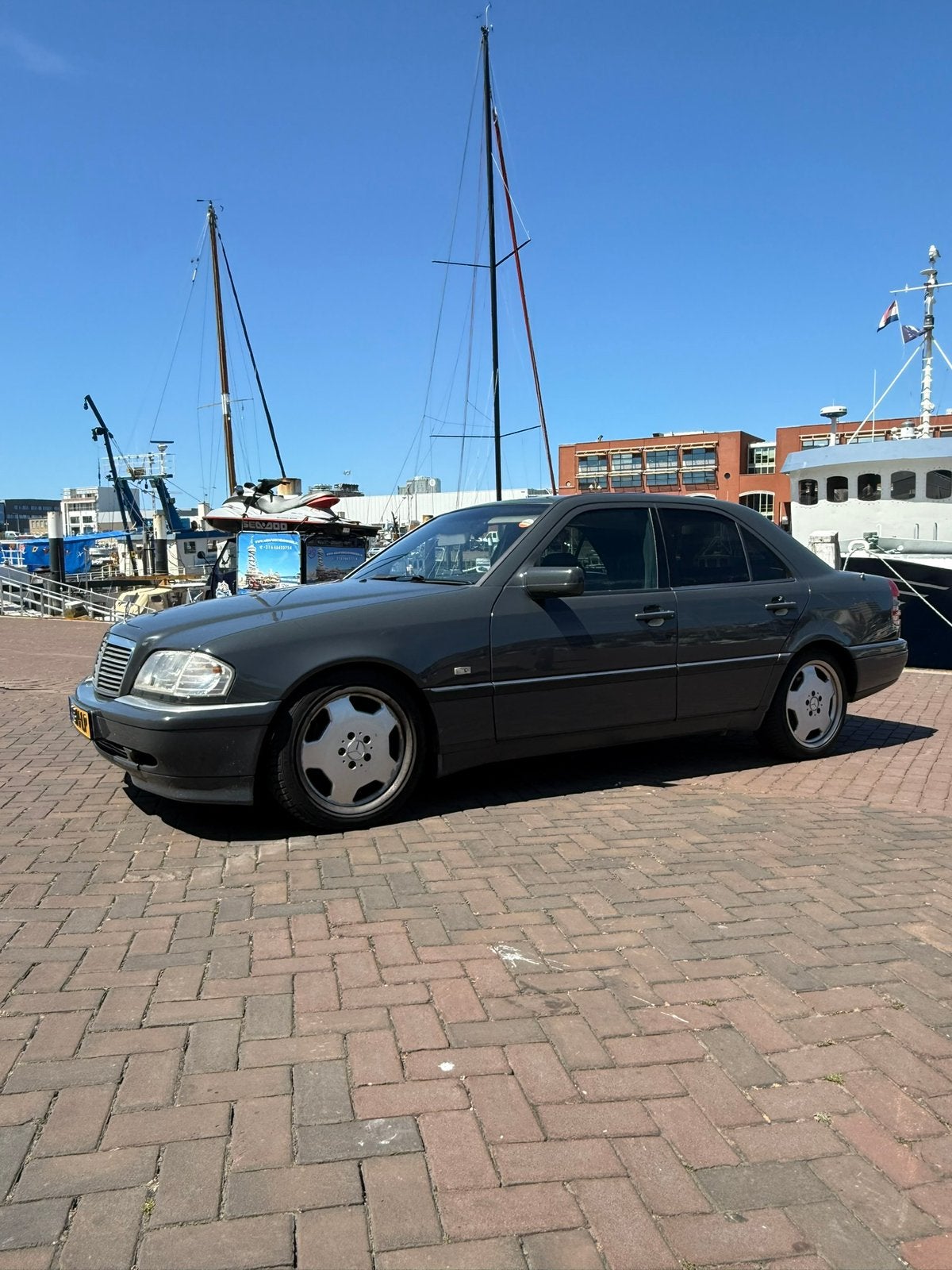 Mercedes-Benz Mercedes 1996 Zwart, Auto's, Automaat, 745 kg, Achterwielaandrijving, 1575 kg
