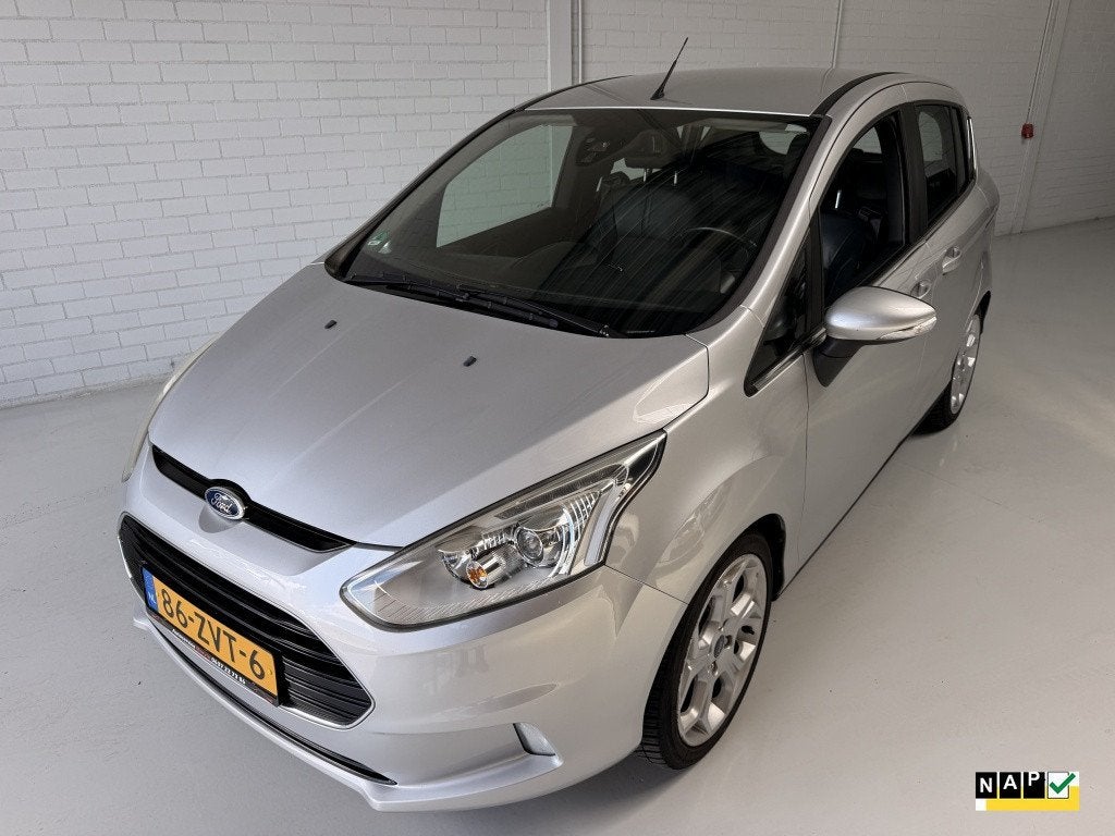 Ford B-MAX 1.0 EcoB. Titanium | Dealer onderhouden | Clima |, Auto's, Ford, Euro 5, 101 pk, Gebruikt, 750 kg