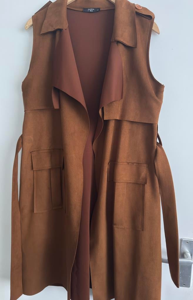 Mouwloze Suede Blazer, Ophalen, Zo goed als nieuw, Maat 42/44 (L), Bruin