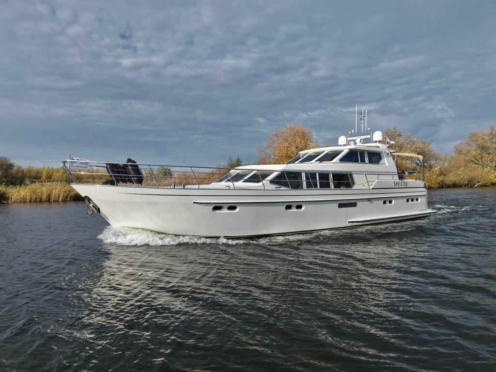 Van Den Hoven Exclusive 18.00 VS (bj 2007), Watersport en Boten, Motorboten en Motorjachten, Gebruikt