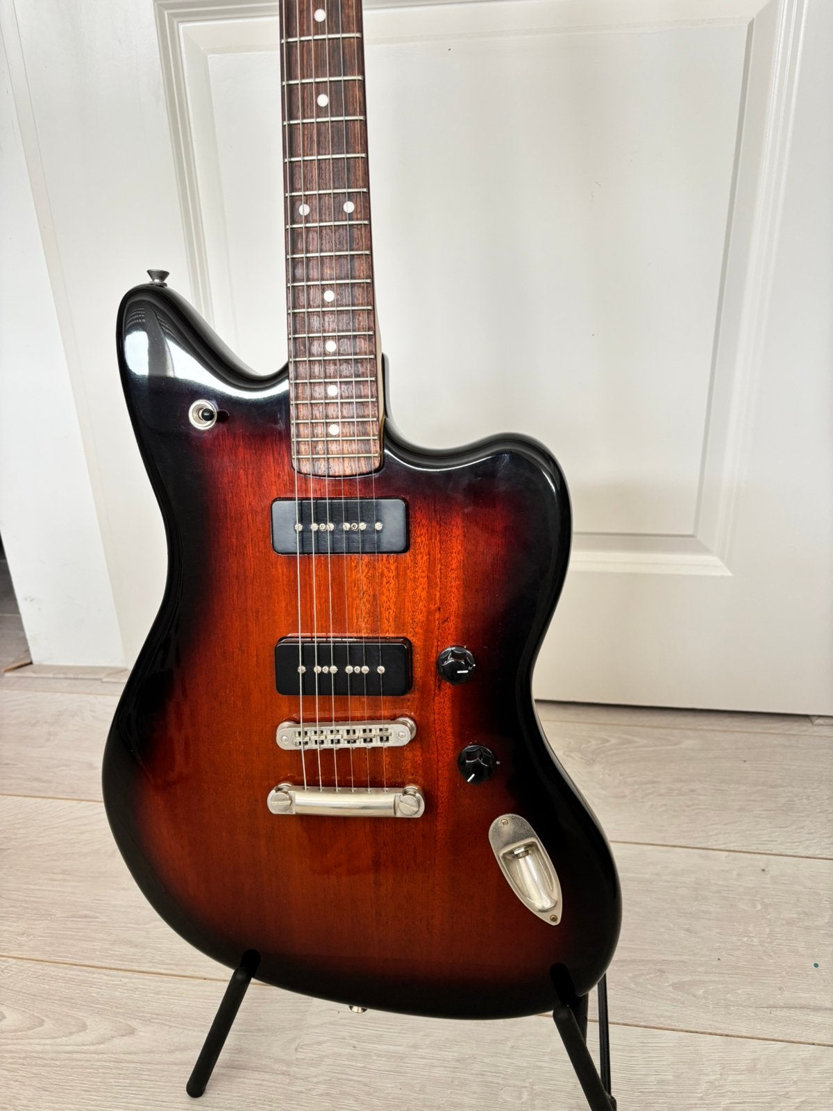 Te ruil: Fender Modern Player Jaguar P90, Ophalen, Zo goed als nieuw, Solid body, Fender