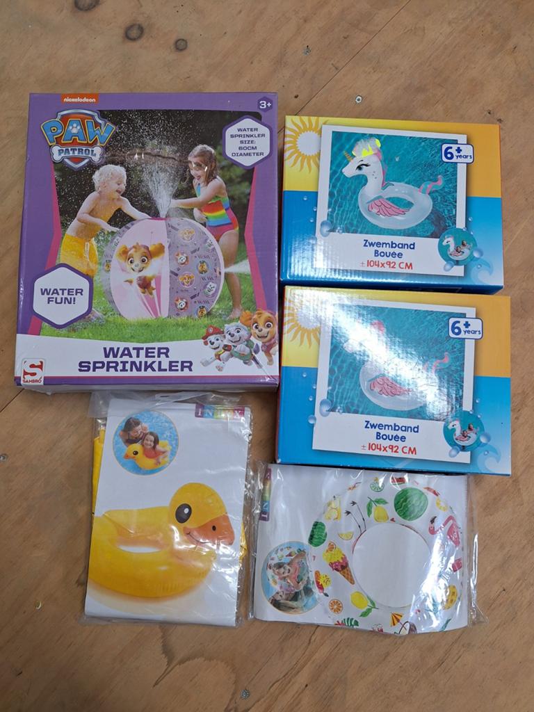 Paw Patrol watersproeier en zwembanden set, Ophalen, Nieuw