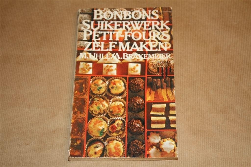 Bonbons, suikerwerk, petit-fours zelf maken., Boeken, Kookboeken, Ophalen of Verzenden, Gelezen, Italië