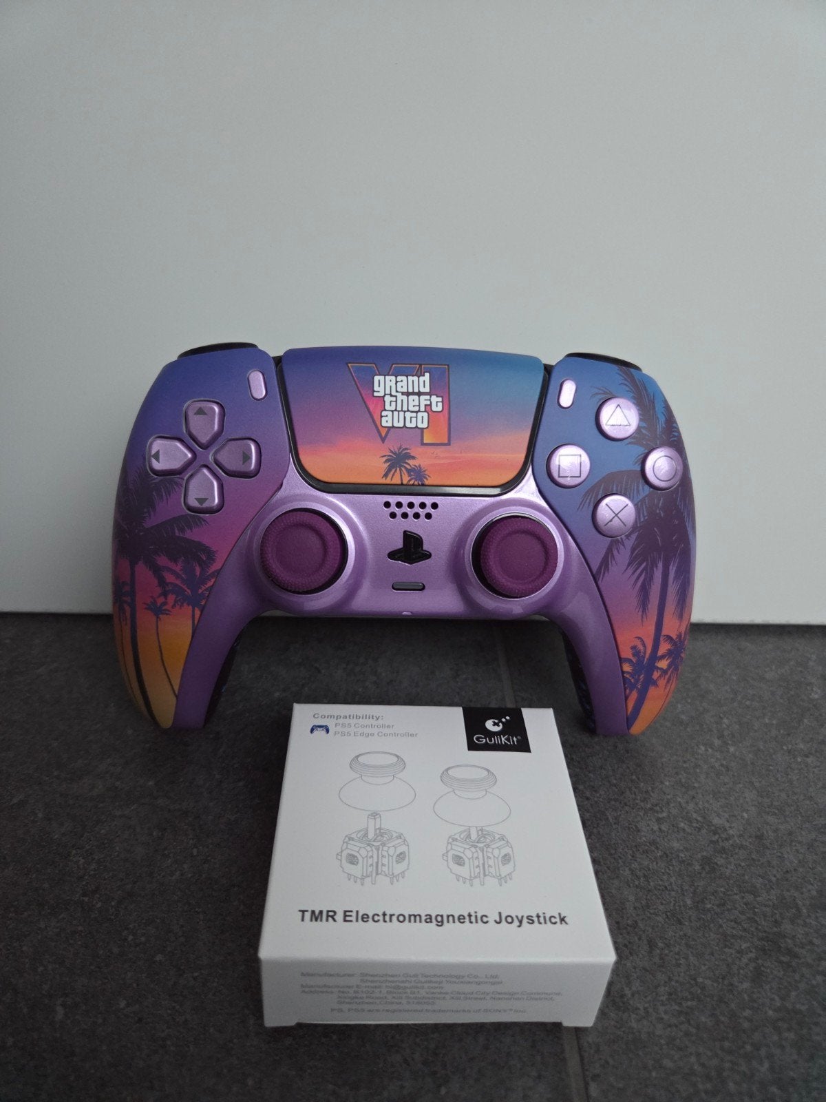 PS5 Controller GTA-5 Stijl met Gulikit Sticks, PlayStation 5, Refurbished, Ophalen of Verzenden, Controller