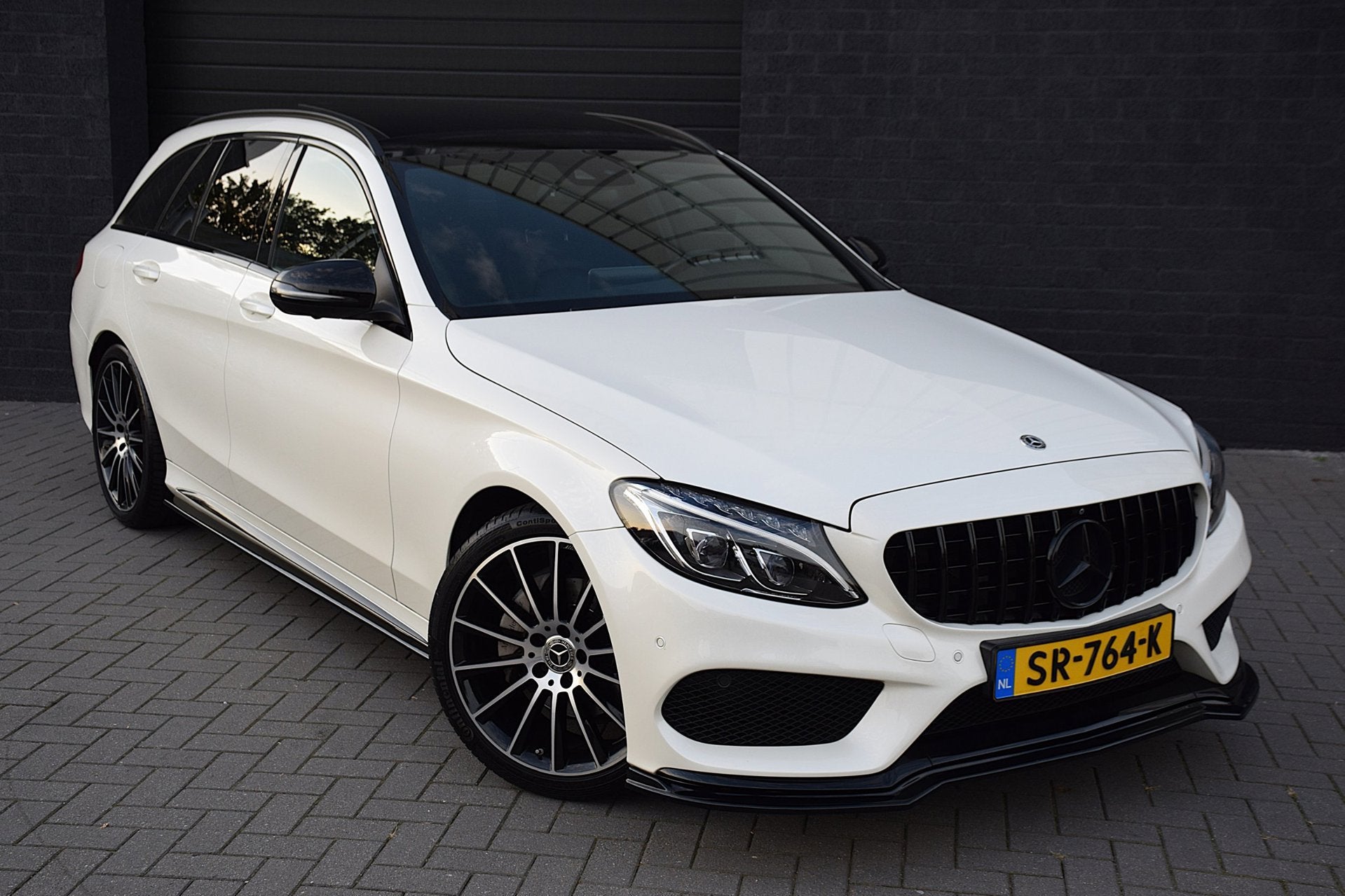 Mercedes-Benz C-klasse Estate 180 AMG Pakket*Pano*360Cam*Bur, Auto's, Dealer onderhouden, Achterwielaandrijving, Wit, C-Klasse