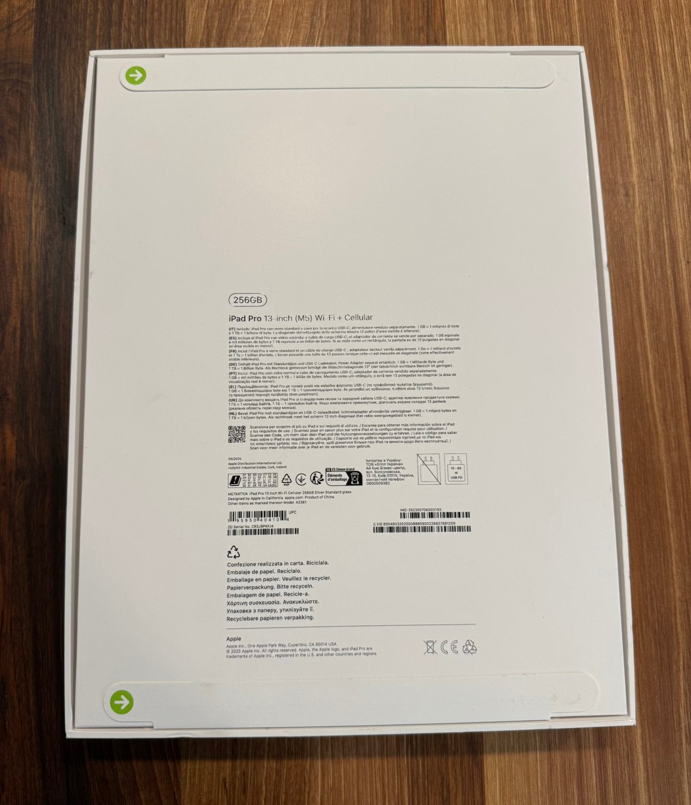 Foto 3 van Apple iPad Pro (2025) – 13 inch – Wi-Fi/5G – 256GB – Silver