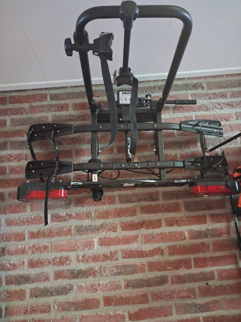 kantelbare fietsendrager Pro User Amber 2, Auto diversen, Fietsendragers, Ophalen, 2 fietsen, Zo goed als nieuw, Trekhaakdrager