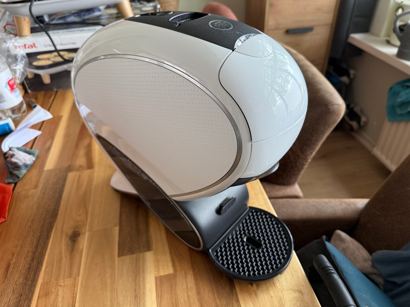 Dolce Gusto Neo Latte wit, Witgoed en Apparatuur, Koffiezetapparaten, Koffiemachine, Ophalen of Verzenden, Zo goed als nieuw, 1 kopje