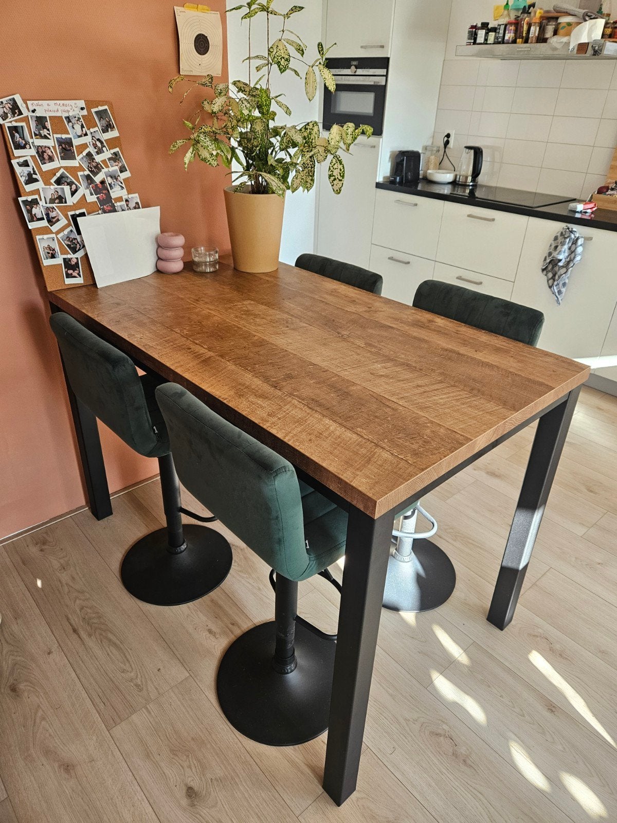 Hoge eettafel /bartafel, incl. 4 barkrukken, Trevisio, 100 tot 150 cm, Modern, Industrieel, 50 tot 100 cm, Zo goed als nieuw