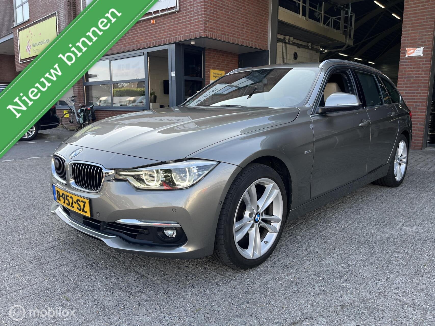 BMW 3-serie Touring 330i xDrive Centennial High Executive, Auto's, Automaat, 1998 cc, Euro 6, 4 cilinders