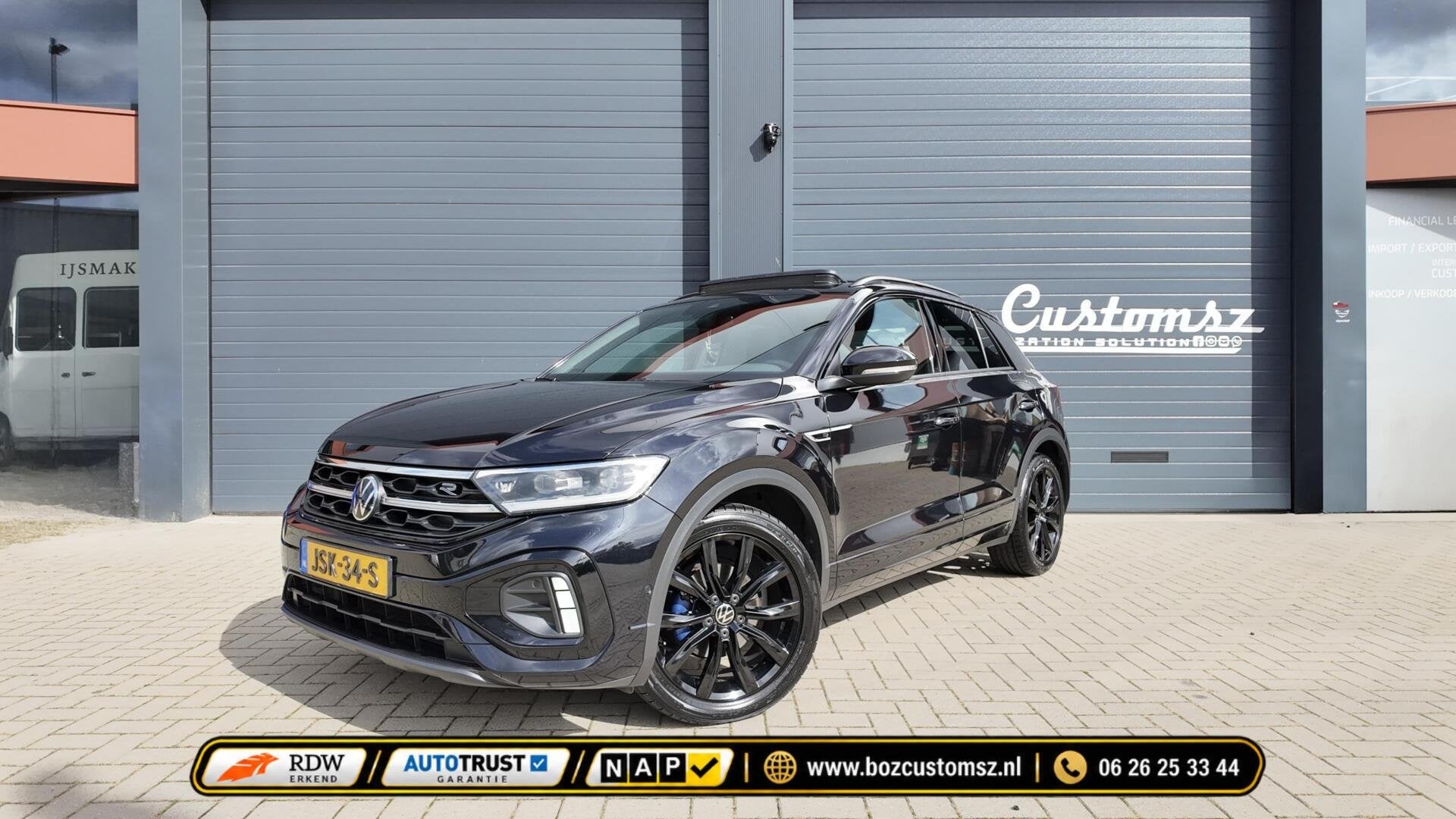Volkswagen T-Roc 1.5 TSI R-Line 3x R-Line/Pano/Camera/Acc, Dealer onderhouden, Stof, 4 cilinders, 150 pk
