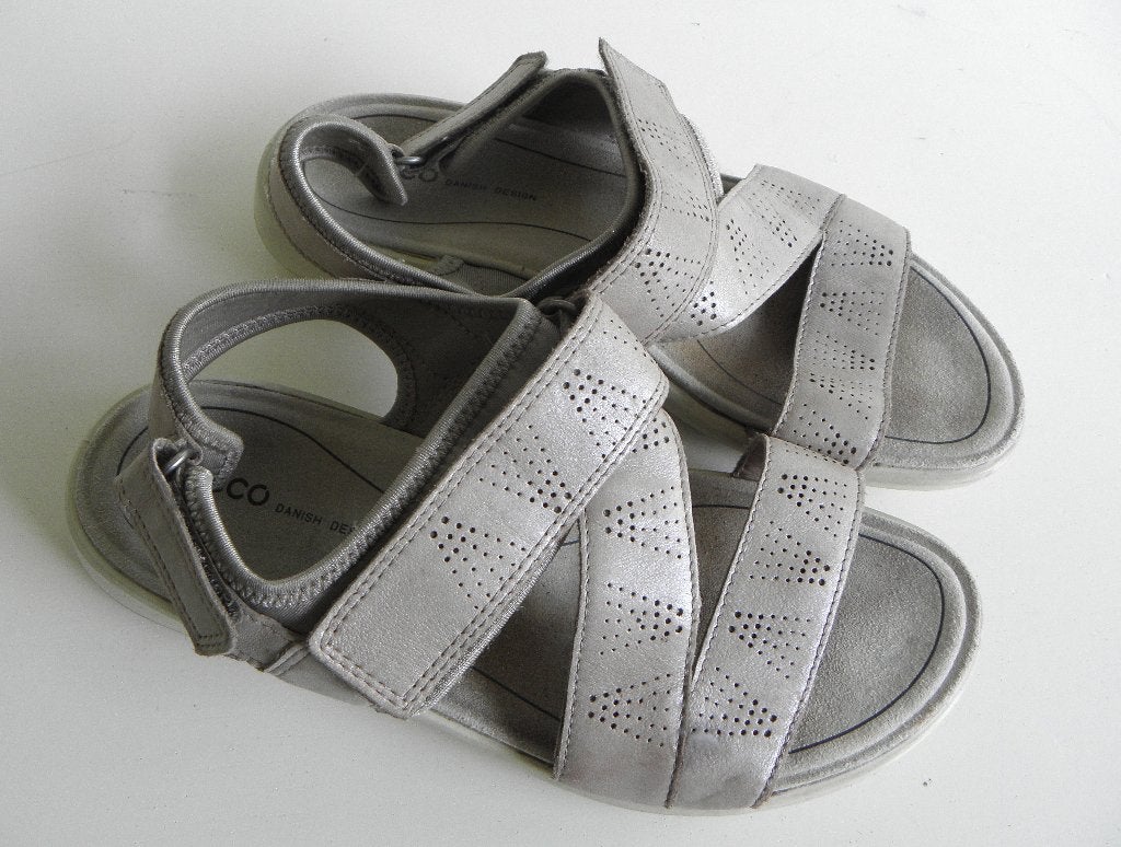 Taupe kleurige Ecco sandalen maat 38, Kleding | Dames, Ecco, Overige kleuren, Zo goed als nieuw, Sandalen of Muiltjes