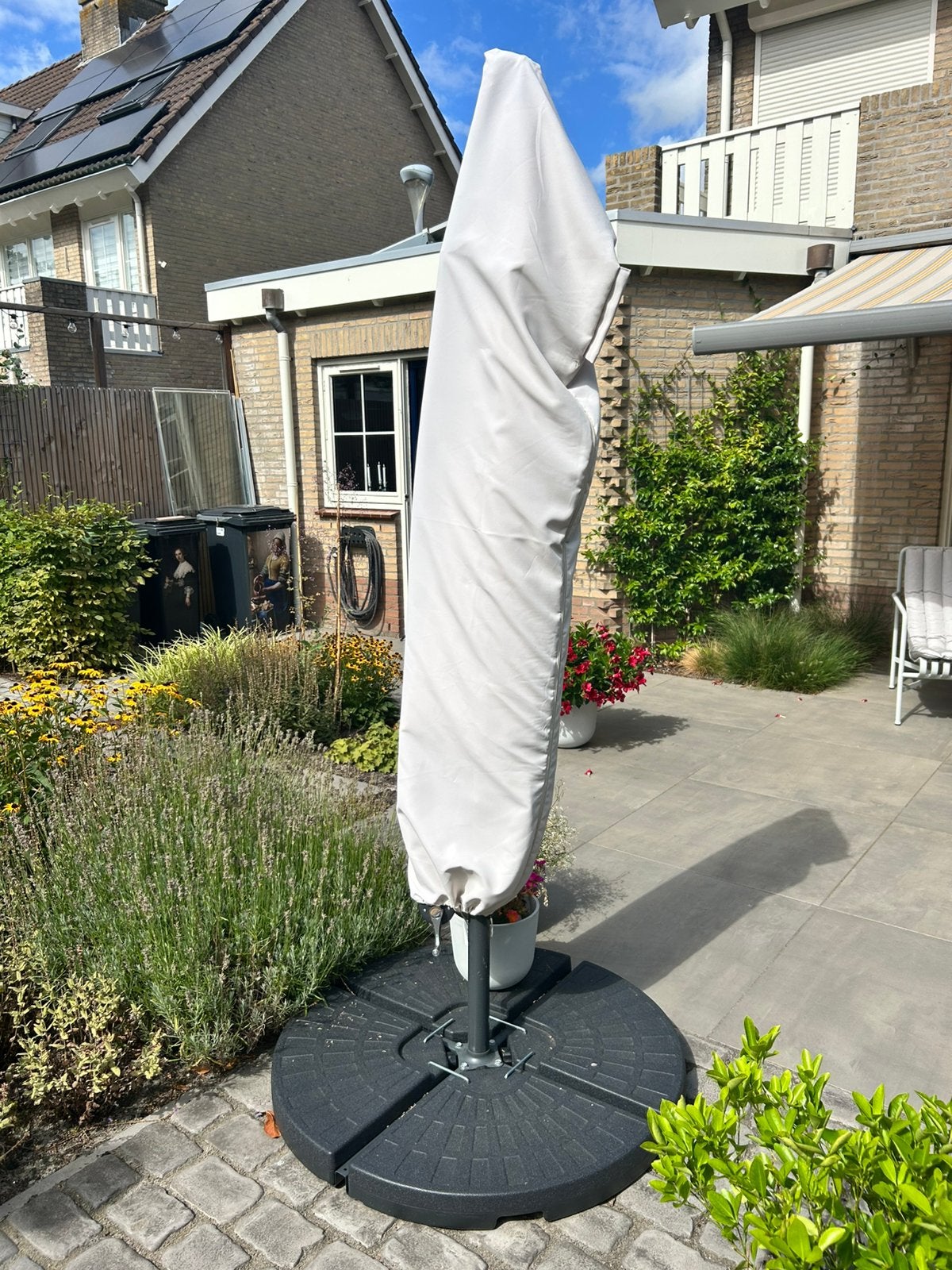 Zweefparasol, 3m, crème met kruisvoet, Ophalen, Zo goed als nieuw, 3 tot 4 meter, Zweefparasol
