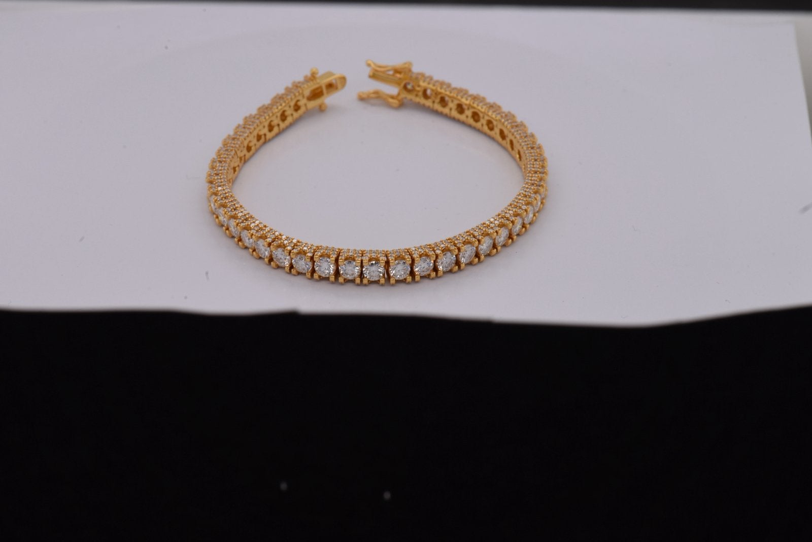 Zilveren Armband Goud Plated met Moissanite Stenen - 24 gram, Nieuw, Ophalen of Verzenden, Met edelsteen, Goud