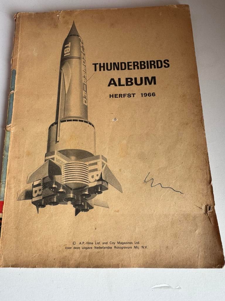 Thunderbirds album van 1966, Eén comic, Ophalen of Verzenden, Zo goed als nieuw, Europa