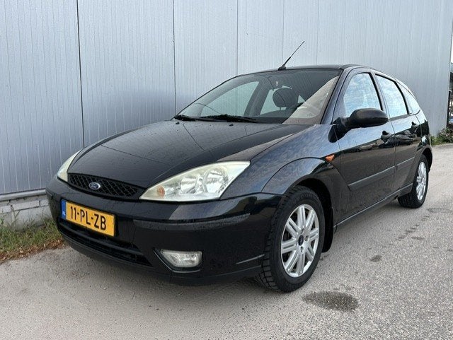Ford Focus 1.6-16V Futura, LEER, Airco (bj 2004), Focus, 1596 cc, Gebruikt, Zwart