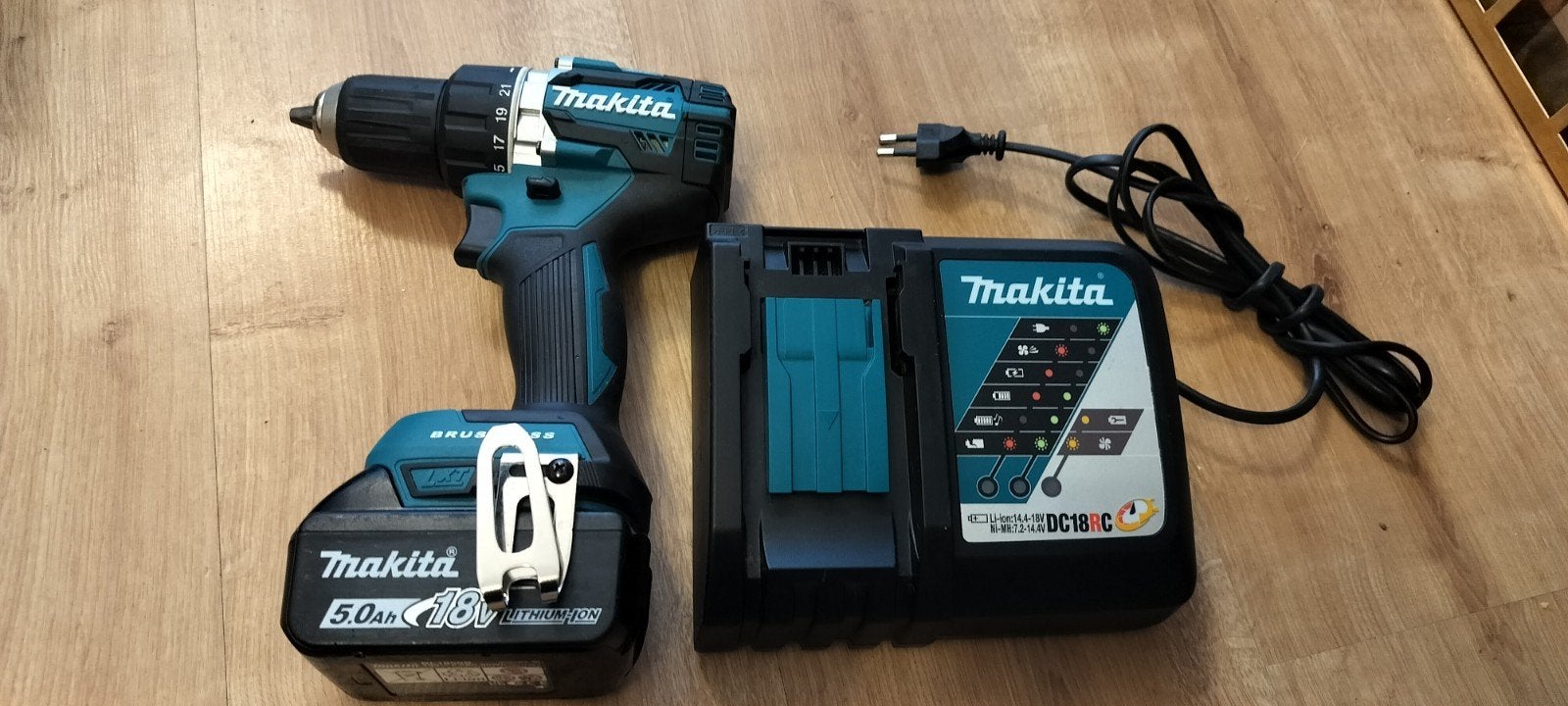 Makita DDF 484 bijna nieuw!, Ophalen, Zo goed als nieuw, Boormachine