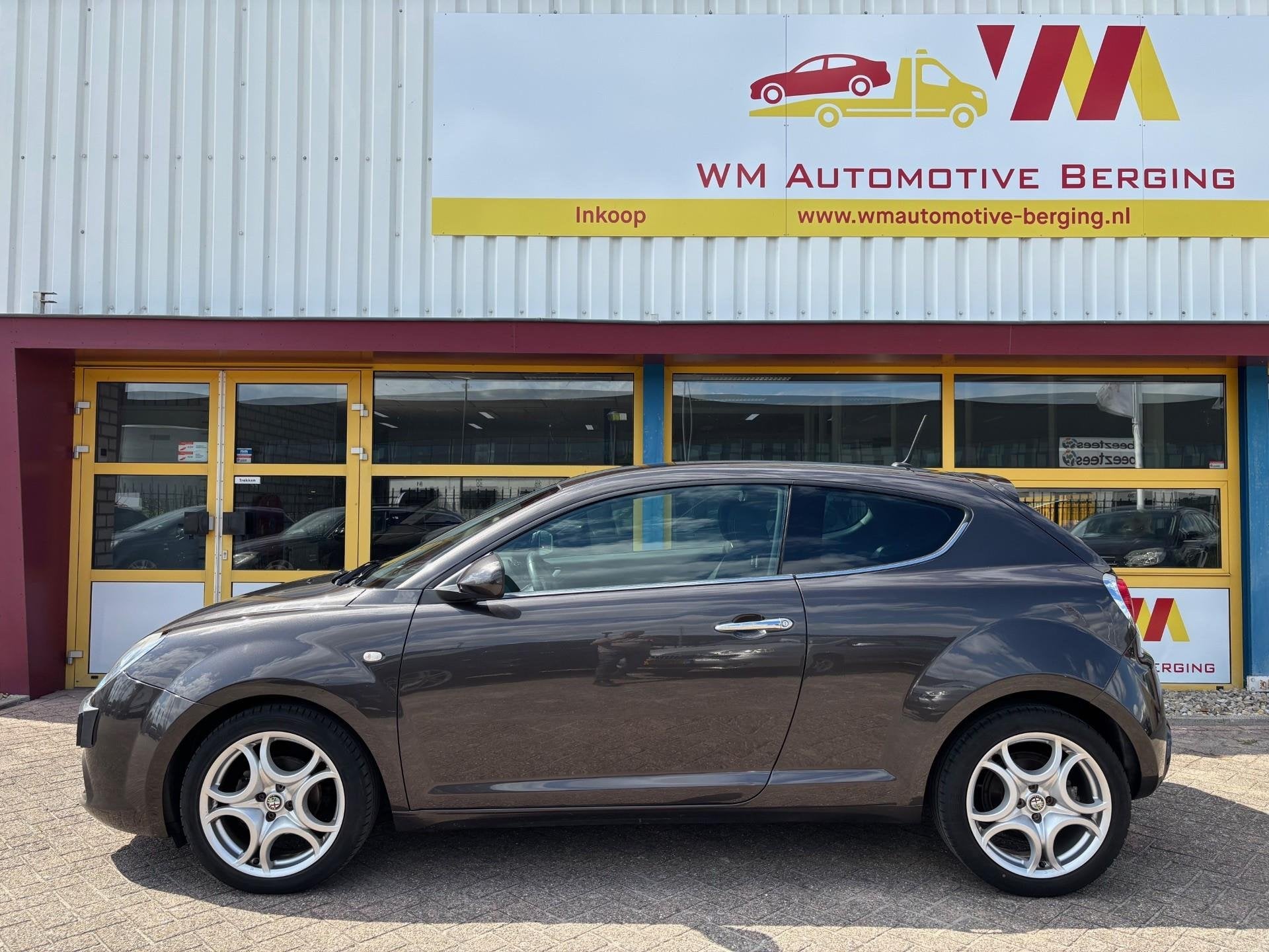 Alfa Romeo MiTo 0.9 TwinAir Exclusive apk t/m 23-2-27, Auto's, Voorwielaandrijving, Dealer onderhouden, Stof, Gebruikt