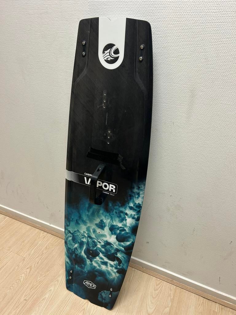 Cabrinha kiteboard Vapor carbon 135x41 Apex, Watersport en Boten, Kitesurfen, Ophalen, Twintip, Kiteboard, Zo goed als nieuw