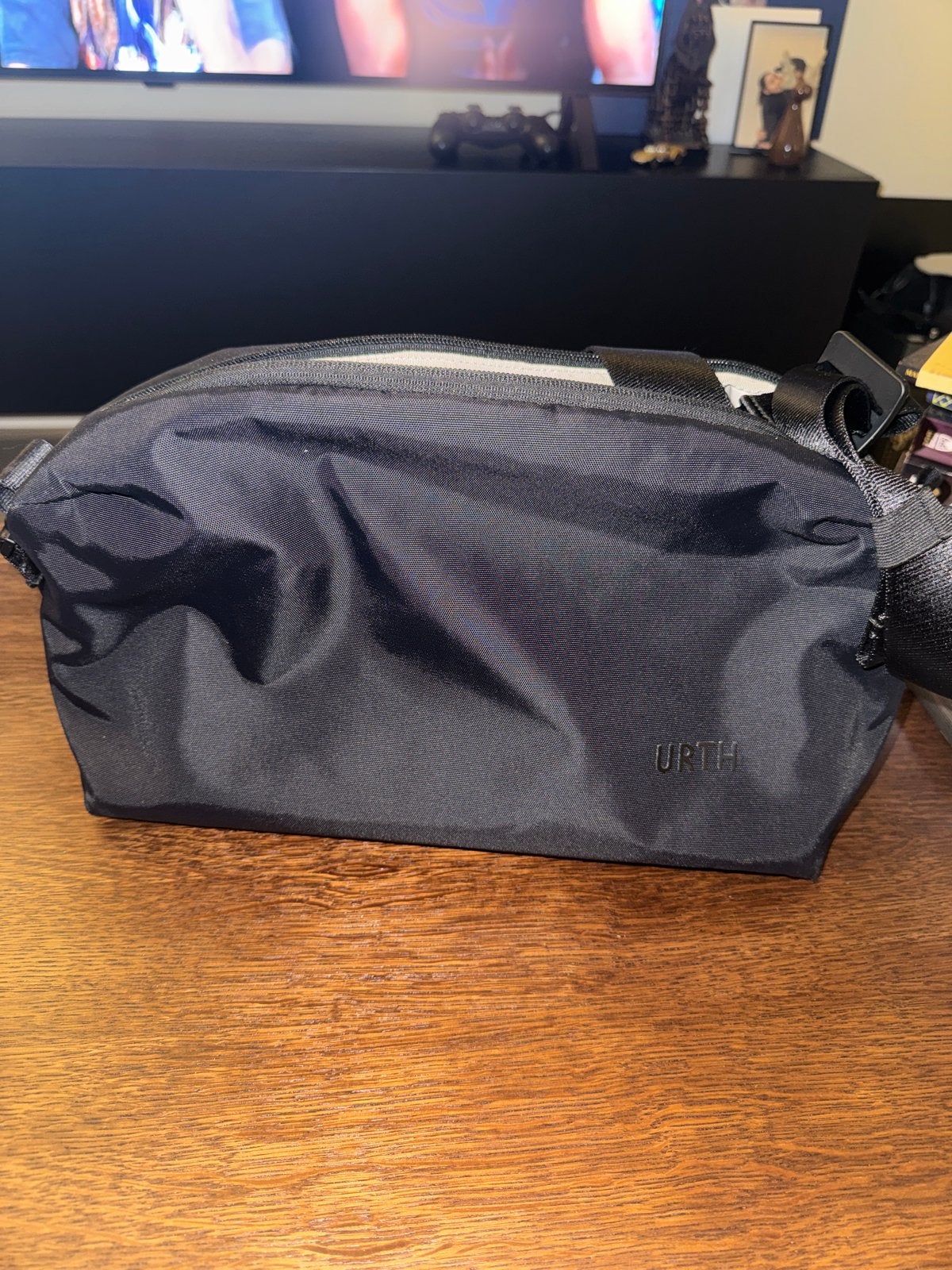Urth Dolomite Camera Sling - Zo goed als nieuw, Slingtas, Zo goed als nieuw, Zwart, Waterafstotend