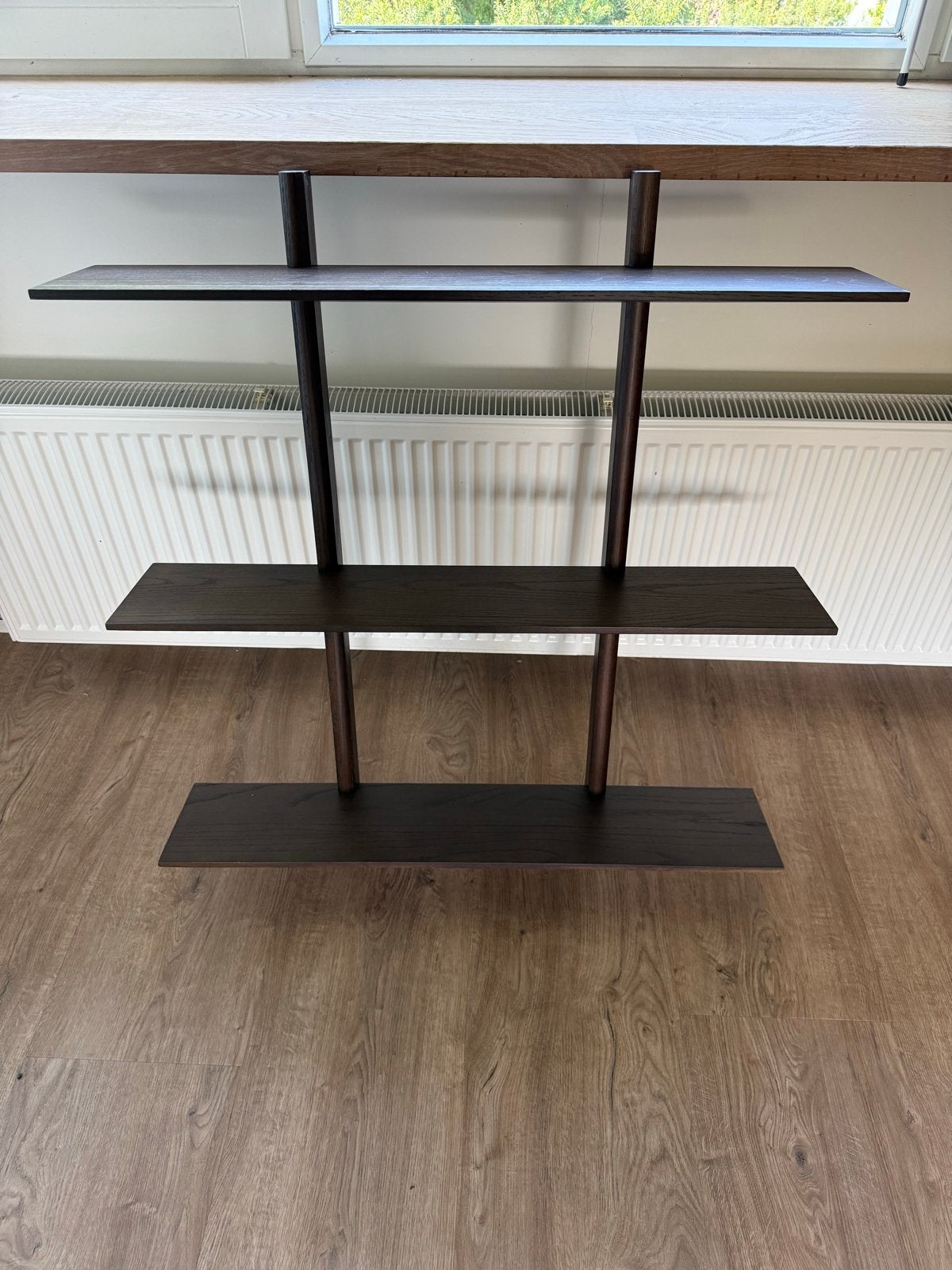 Muubs wandplank/boekenplank - Nieuwstaat, Huis en Inrichting, Kasten | Boekenkasten, Ophalen, Met plank(en), 100 tot 150 cm, Nieuw