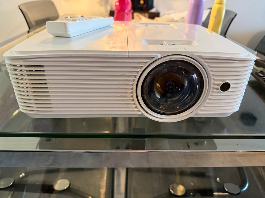 Optoma EH412ST|HDR 4K input|Short Throw|4000Ansilumens!!, Audio, Tv en Foto, Beamers, Ophalen of Verzenden, Zo goed als nieuw